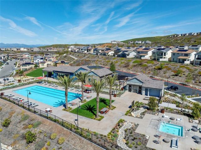 28816 Sedge Lane, Saugus, CA 91350