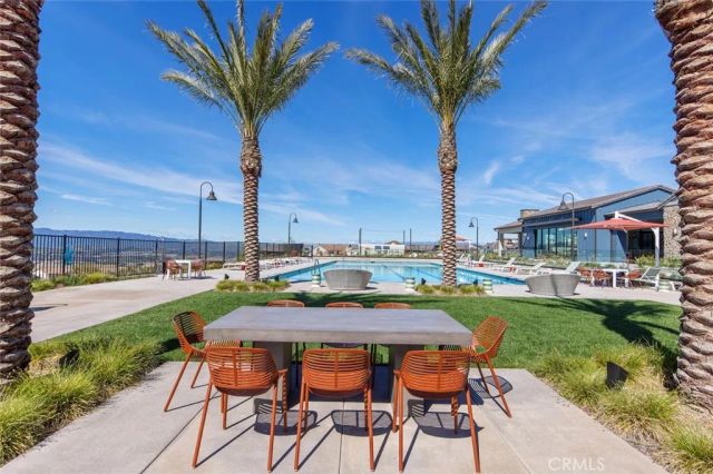 28816 Sedge Lane, Saugus, CA 91350