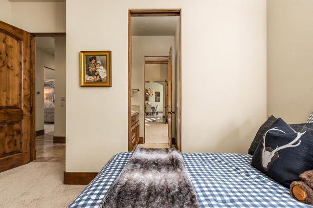 15255 Woodmont Ln, Meadow Vista, CA 95722