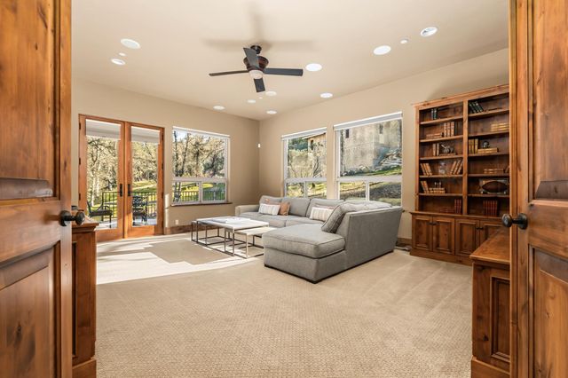 15255 Woodmont Ln, Meadow Vista, CA 95722