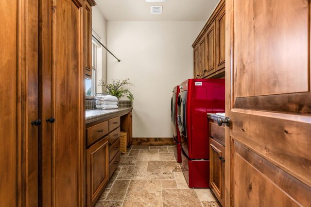 15255 Woodmont Ln, Meadow Vista, CA 95722