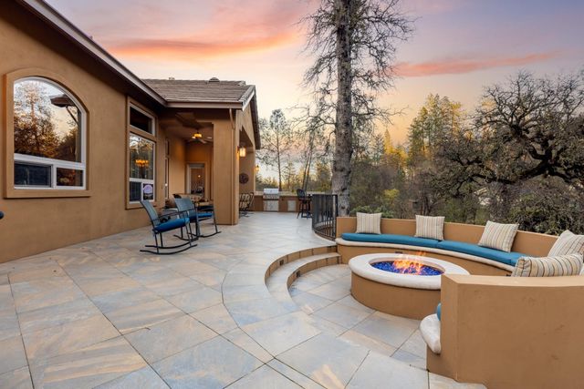 15255 Woodmont Ln, Meadow Vista, CA 95722