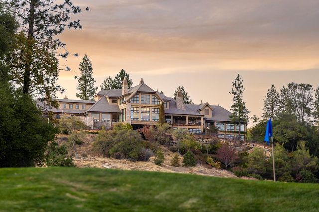 15255 Woodmont Ln, Meadow Vista, CA 95722