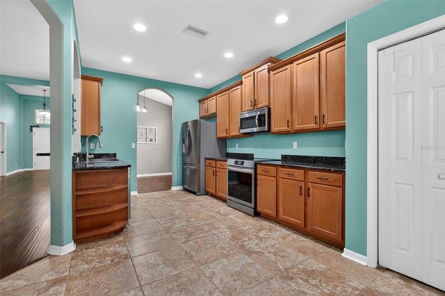 7170 50TH AVENUE CIRCLE E, Palmetto, FL 34221