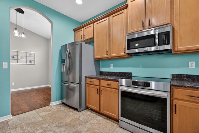 7170 50TH AVENUE CIRCLE E, Palmetto, FL 34221