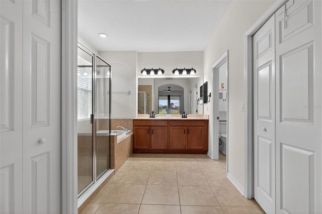 7170 50TH AVENUE CIRCLE E, Palmetto, FL 34221