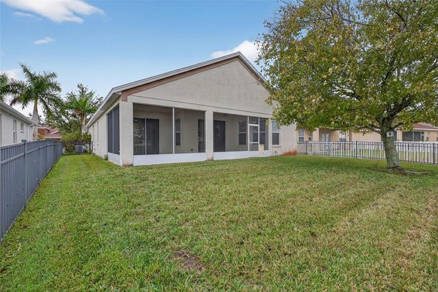 7170 50TH AVENUE CIRCLE E, Palmetto, FL 34221