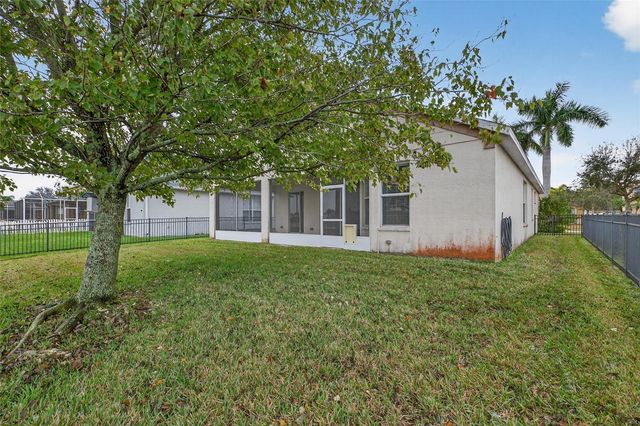 7170 50TH AVENUE CIRCLE E, Palmetto, FL 34221