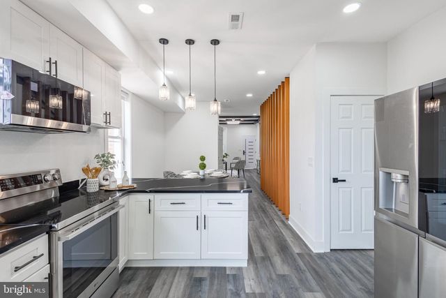 631 E 37TH ST, Baltimore, MD 21218
