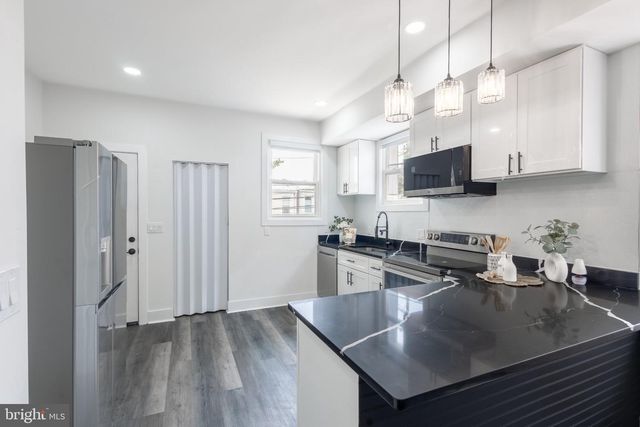 631 E 37TH ST, Baltimore, MD 21218
