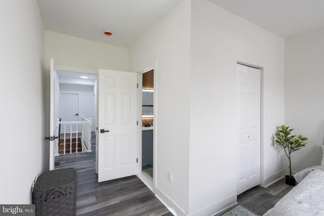 631 E 37TH ST, Baltimore, MD 21218