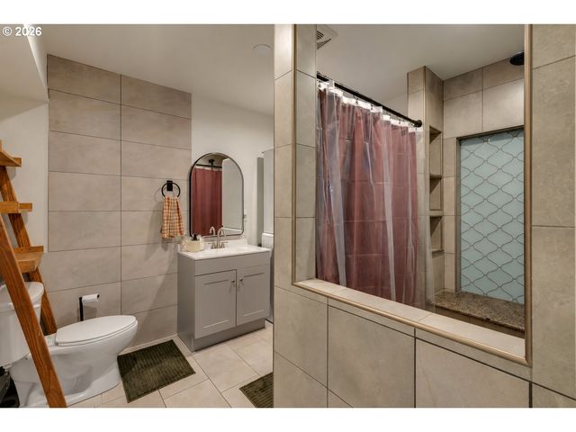 15104 Ne 6TH St, Vancouver, WA 98684