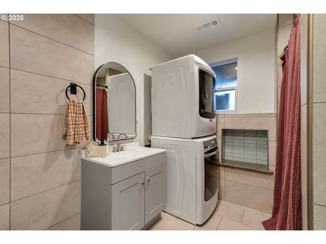15104 Ne 6TH St, Vancouver, WA 98684