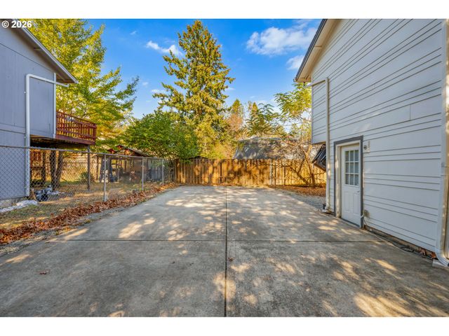15104 Ne 6TH St, Vancouver, WA 98684
