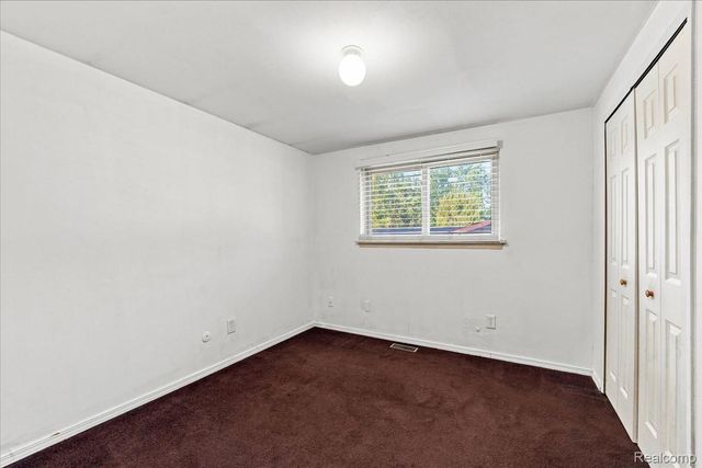 19700 Northbrook Drive, Southfield, MI 48076