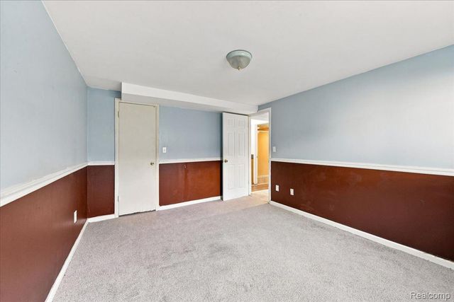 19700 Northbrook Drive, Southfield, MI 48076