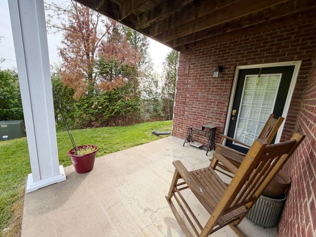 112 Leonardwood Drive 401, Frankfort, KY 40601