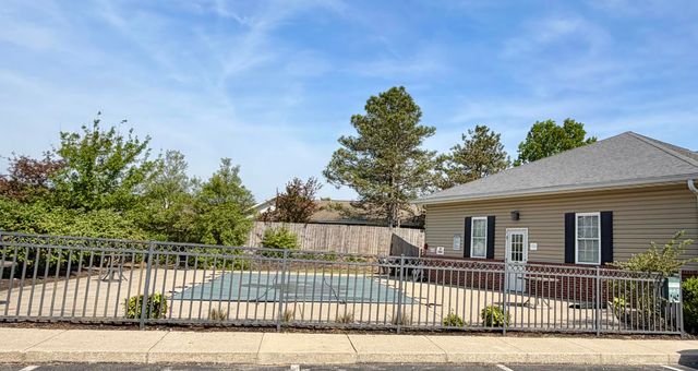 112 Leonardwood Drive 401, Frankfort, KY 40601