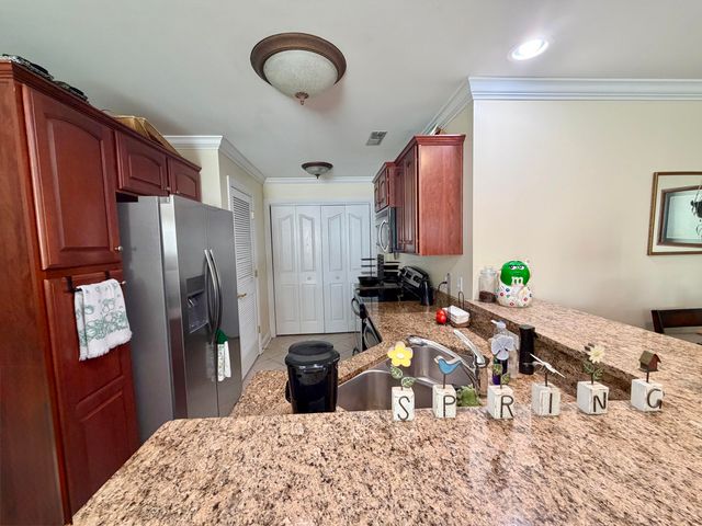 112 Leonardwood Drive 401, Frankfort, KY 40601