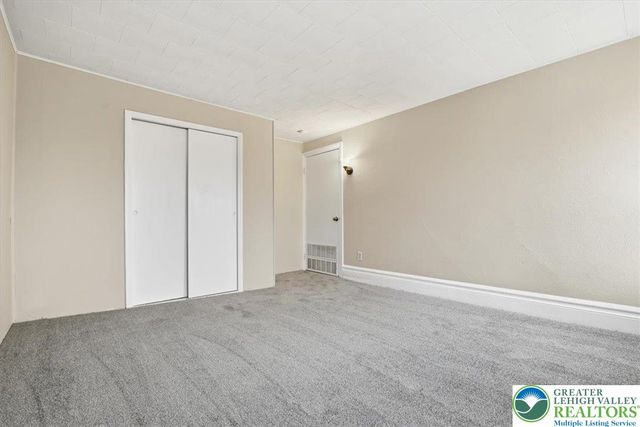 3209 North Front Street, Whitehall Twp, PA 18052