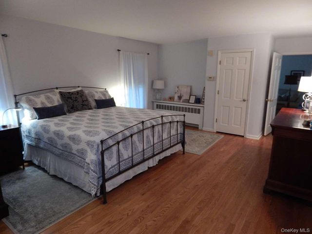 52 Kingwood Park, Poughkeepsie, NY 12601