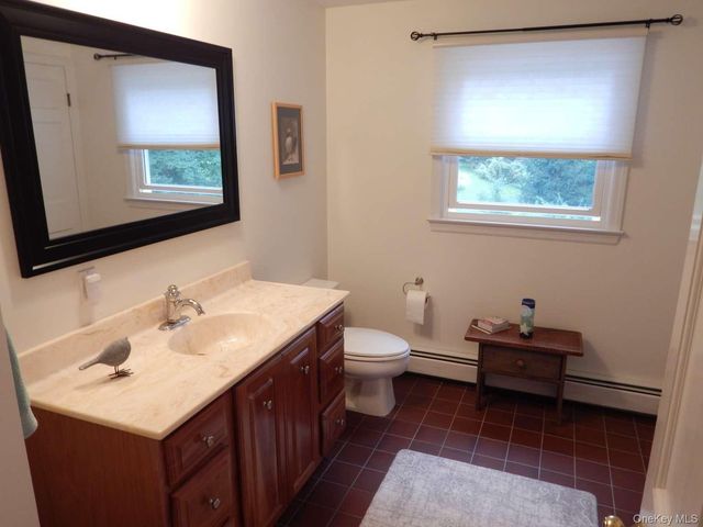 52 Kingwood Park, Poughkeepsie, NY 12601