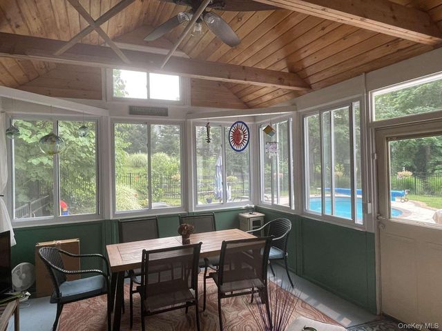 52 Kingwood Park, Poughkeepsie, NY 12601
