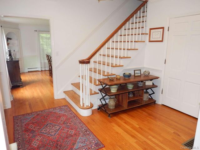 52 Kingwood Park, Poughkeepsie, NY 12601