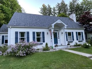 52 Kingwood Park, Poughkeepsie, NY 12601