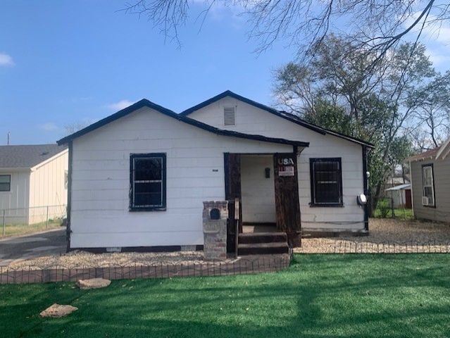 1223 Preston Street, Waco, TX 76704