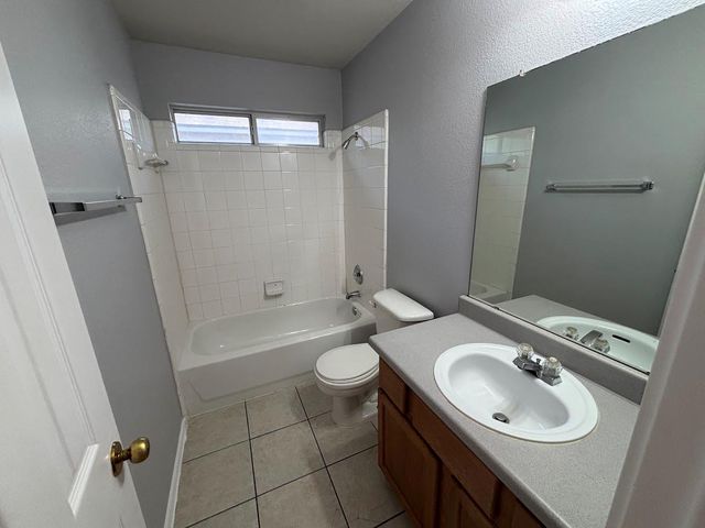 7305 Dan Jean DR B, Austin, TX 78745