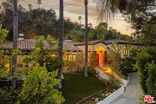 3757 Hayvenhurst Avenue, Encino (los Angeles), CA 91436