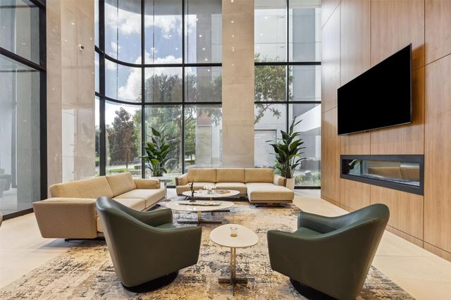 1701 Hermann Drive 23B, Houston, TX 77004