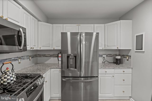 703-A WHARTON RD, Mount Laurel, NJ 08054