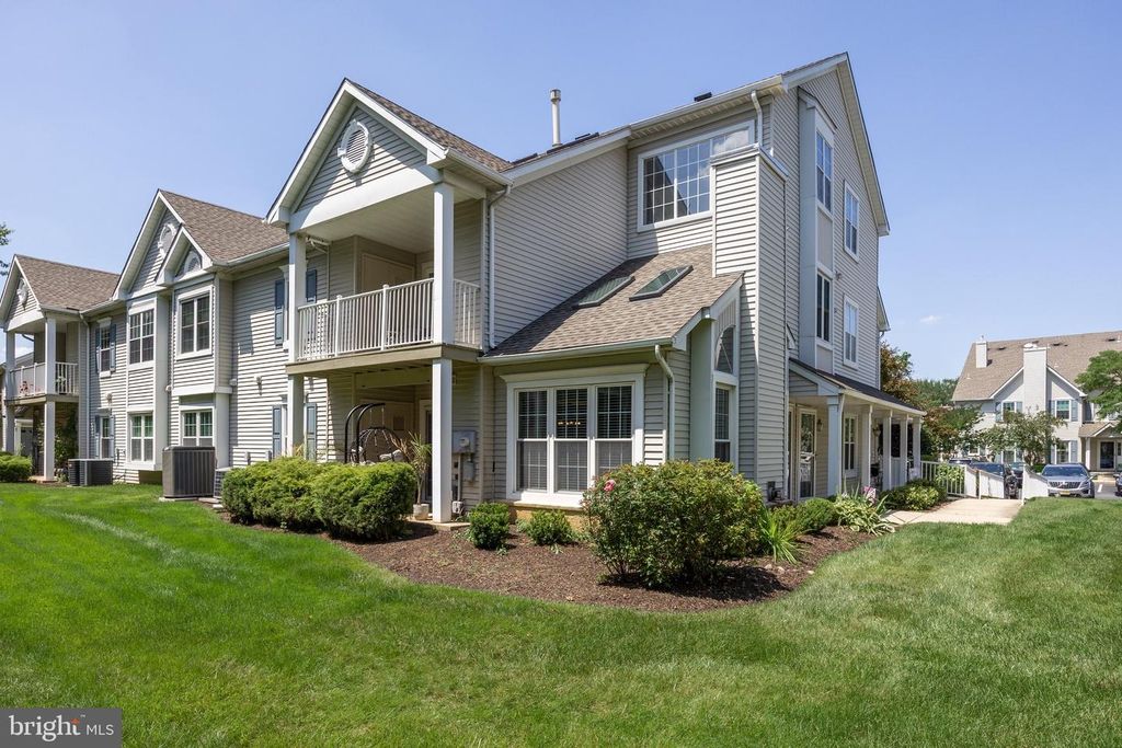 703-A WHARTON RD, Mount Laurel, NJ 08054