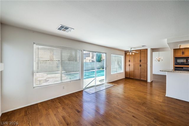 9513 Scenic Sunset Drive, Las Vegas, NV 89117
