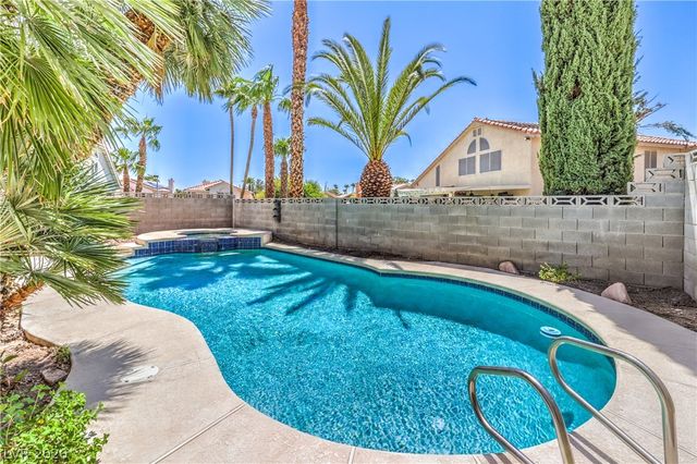 9513 Scenic Sunset Drive, Las Vegas, NV 89117