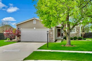 115 ABBEYWOOD Circle, Streamwood, IL 60107