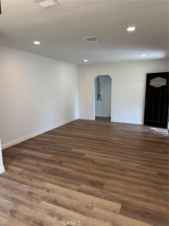 2067 Delta, Long Beach, CA 90810 — photo 2