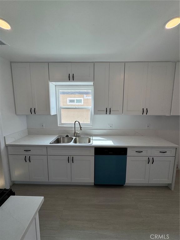 2067 Delta, Long Beach, CA 90810 — photo 5