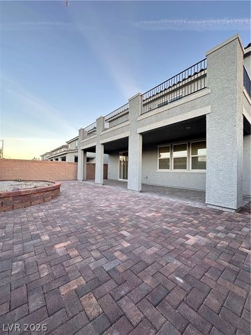 8038 Minavalle Avenue, Las Vegas, NV 89113