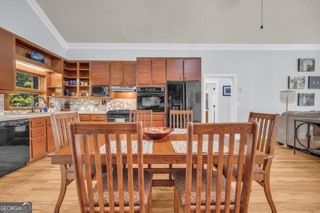 83 Sugar Cane Drive, Hartwell, GA 30643
