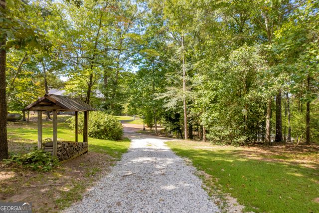 83 Sugar Cane Drive, Hartwell, GA 30643