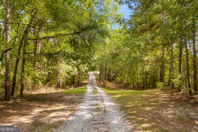 83 Sugar Cane Drive, Hartwell, GA 30643