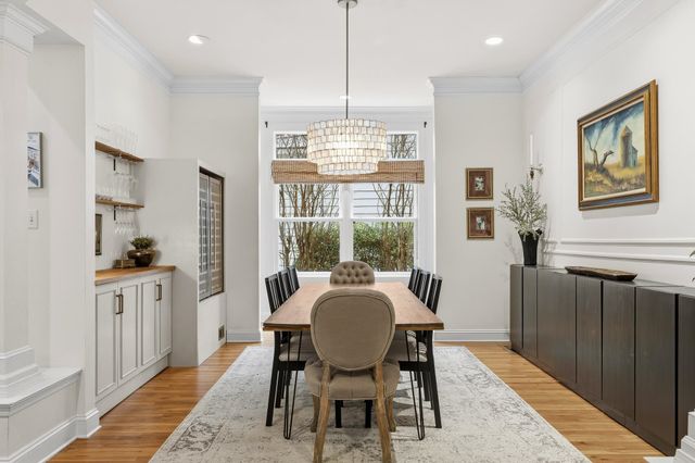 156 HARBOR ISLE CIR N, Memphis, TN 38103