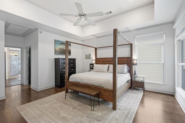 156 HARBOR ISLE CIR N, Memphis, TN 38103