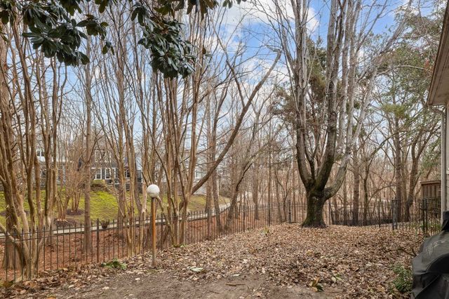 156 HARBOR ISLE CIR N, Memphis, TN 38103