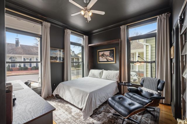 156 HARBOR ISLE CIR N, Memphis, TN 38103