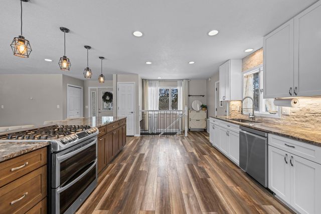 13175 Goodview Avenue N, Hugo, MN 55110