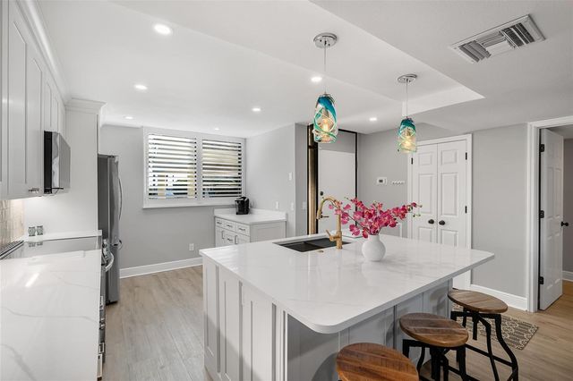 1825 Tarpon Lane 106, Vero Beach, FL 32960